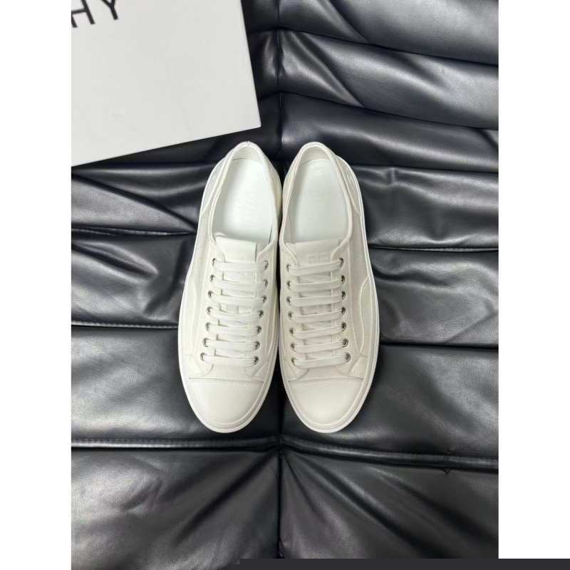 Givenchy Sneakers